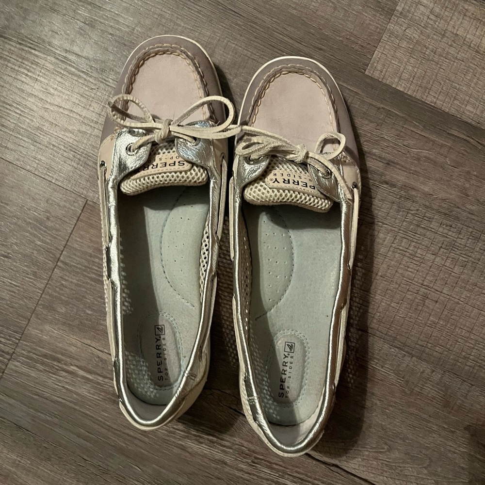 Sperry Women's White & Silver Loafers Size 10